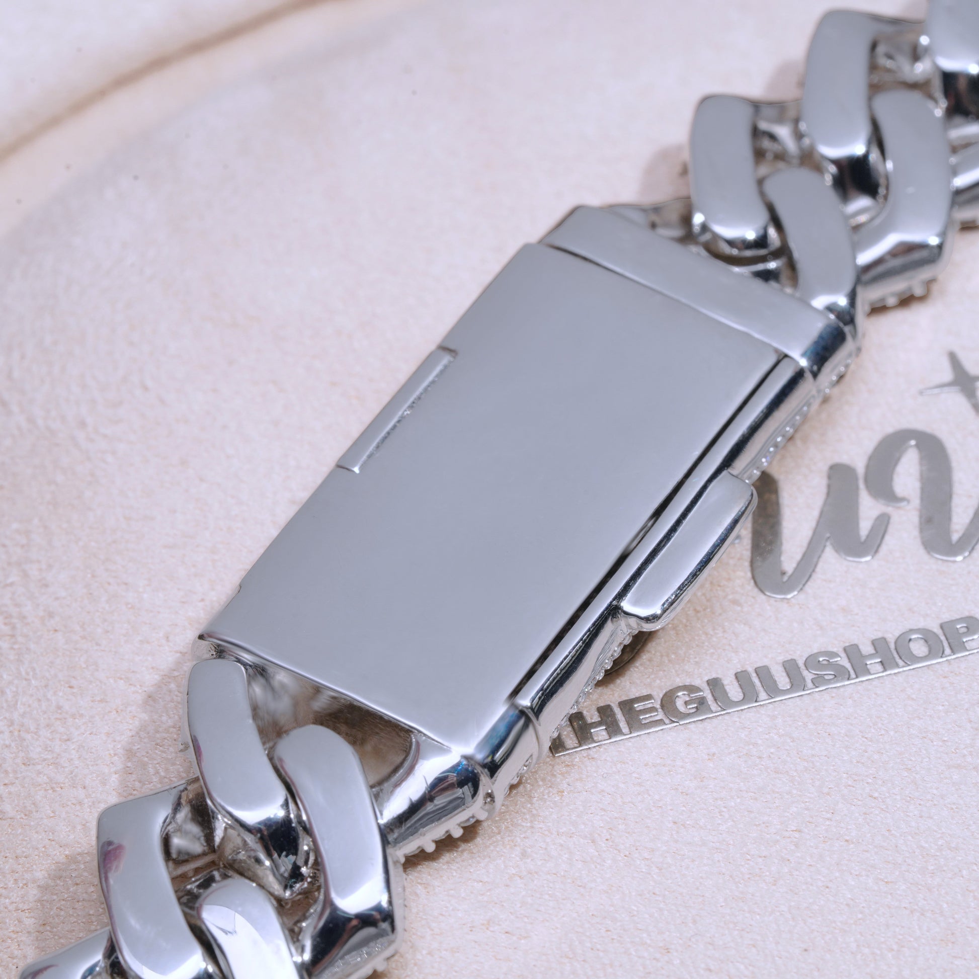 20Mm Extended Clasp Prong Cuban Chain