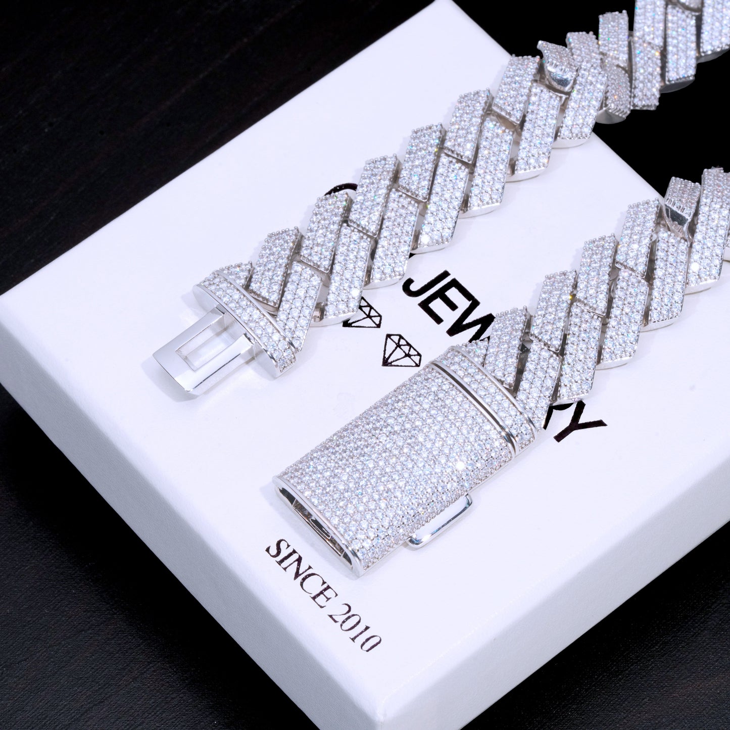 20Mm Extended Clasp Prong Cuban Chain